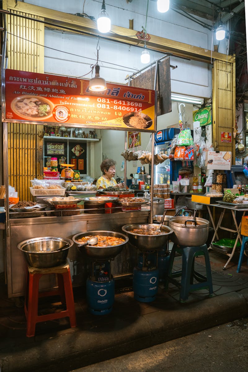 Bangkok floating market food