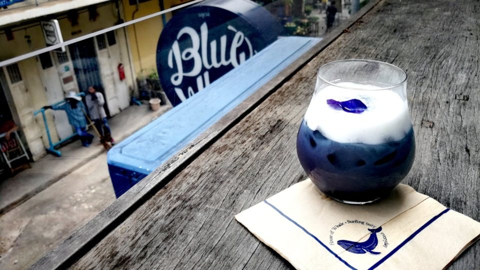 Blue Whale Maharaj cafe and blue drink