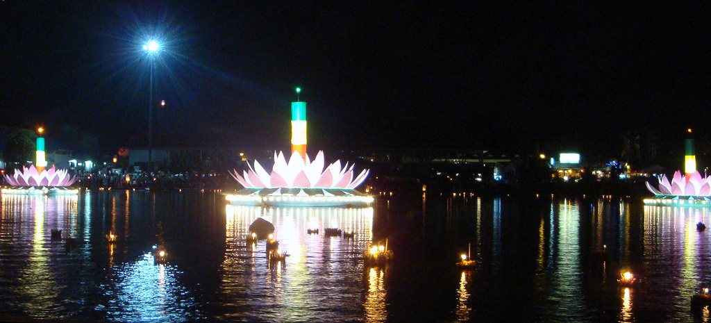 Floating krathongs at Loy Krathong