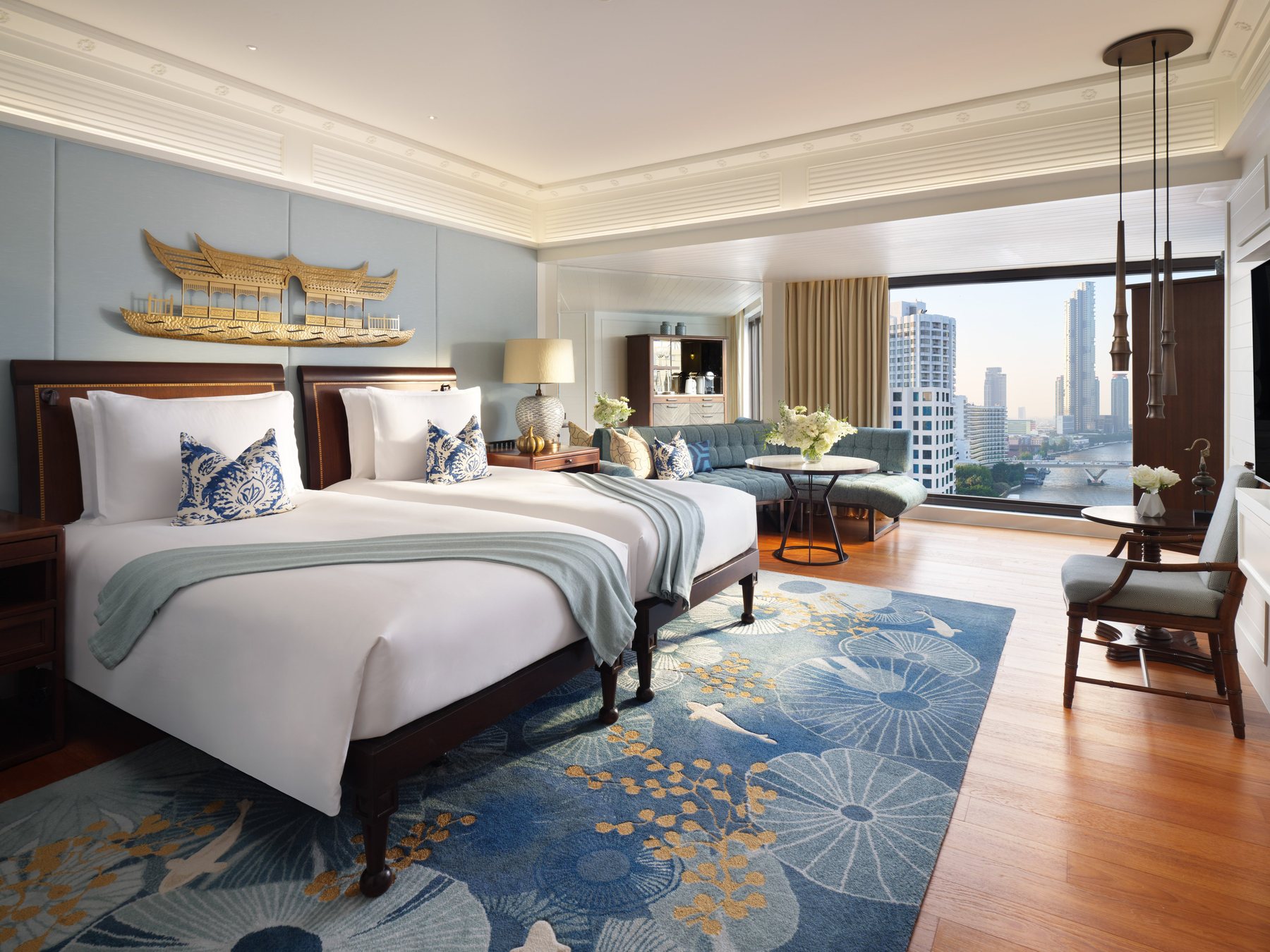 Deluxe Premier Twin Room at Mandarin Oriental Bangkok