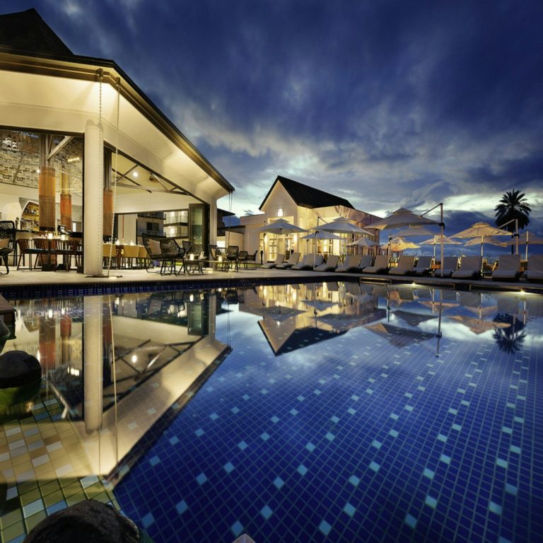 Thailand luxury hotel deals pool villa