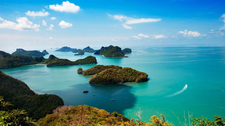 Islands at Ang Thong Marine Park