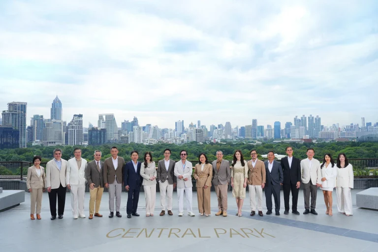 Central Park Bangkok retail landmark beside Lumpini Park