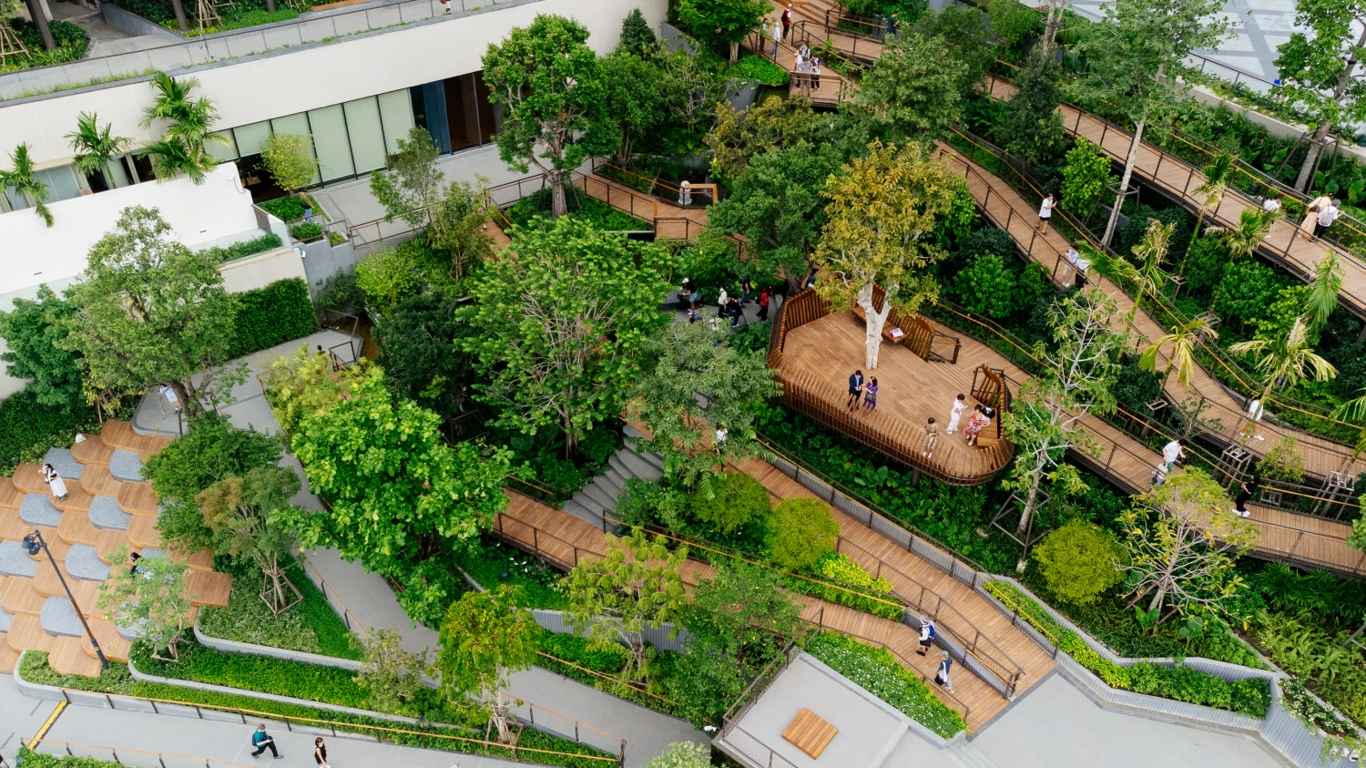 Central Park Bangkok retail and dining interior