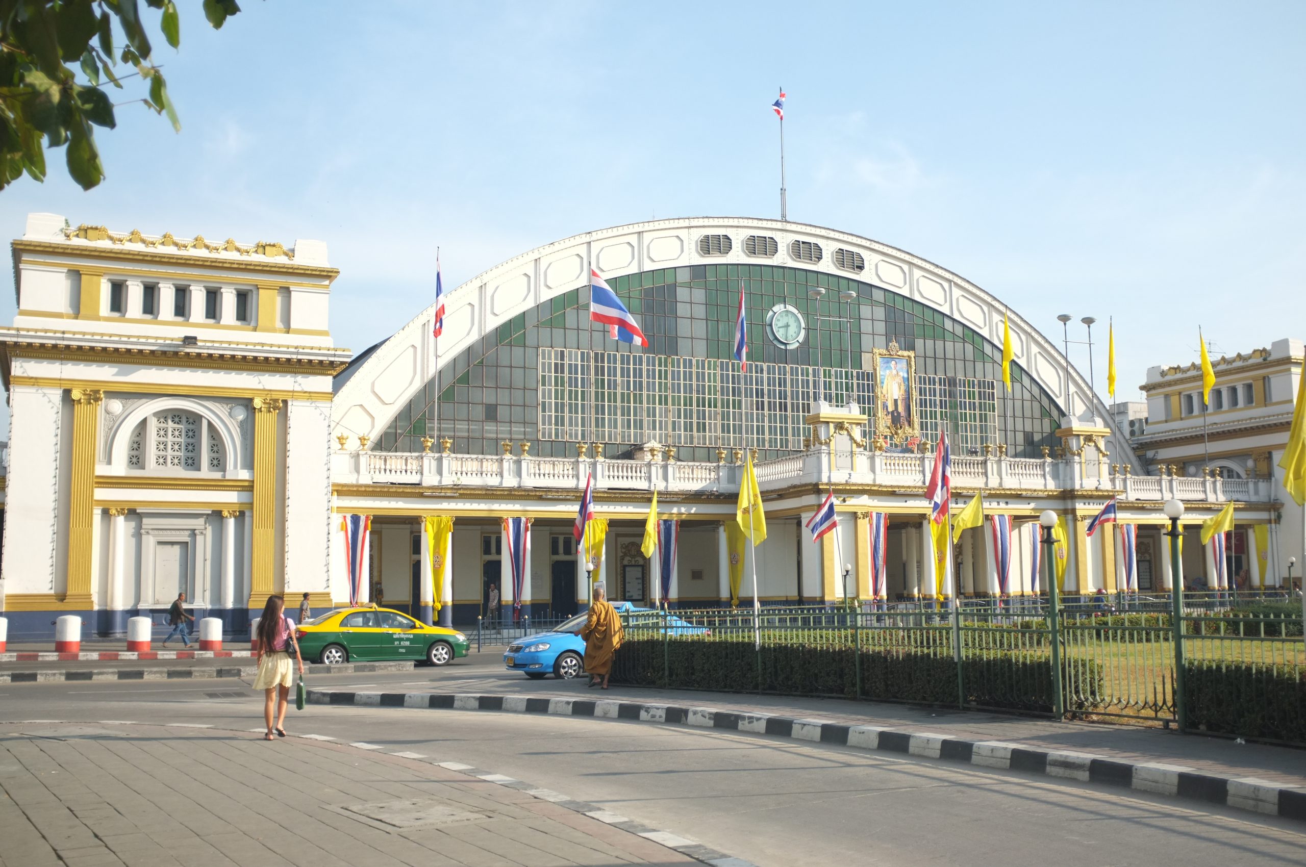 Main hall at Hua Lamphong station