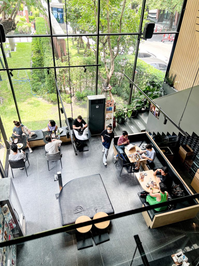 Kaizen Coffee Ekamai cafe seating