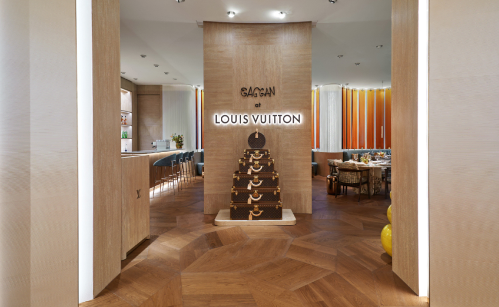 LV The Place Bangkok image 2