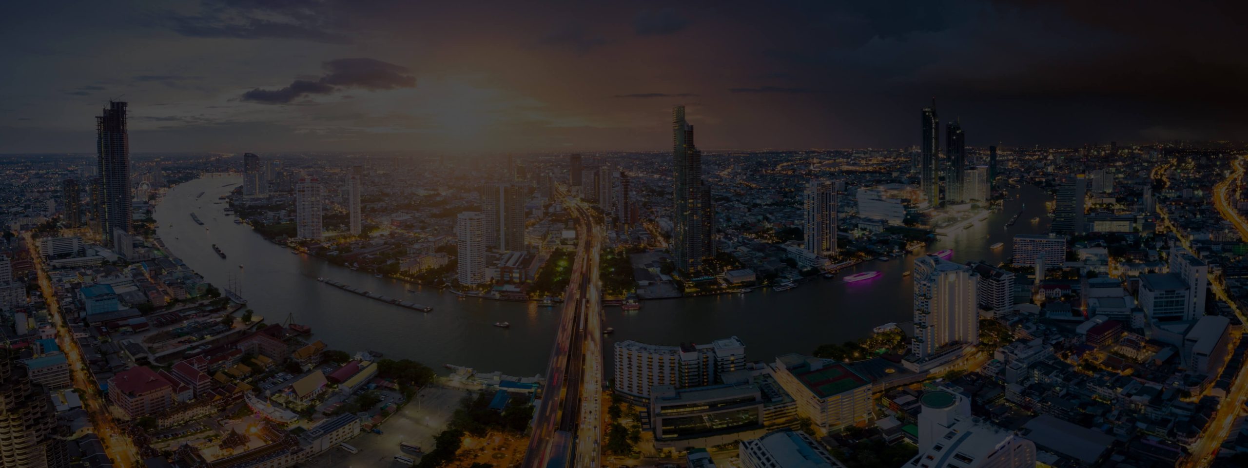 Mahanakhon SkyWalk rooftop observation deck in Bangkok