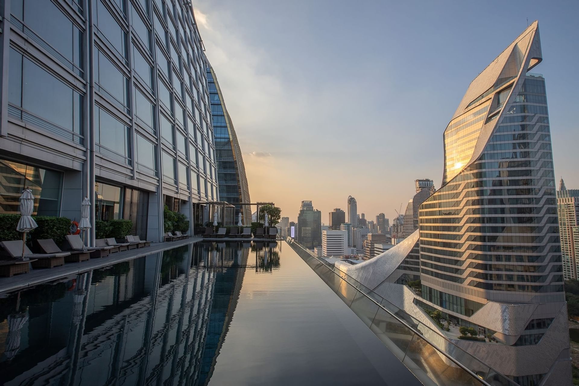 Guest room at The Okura Prestige Bangkok