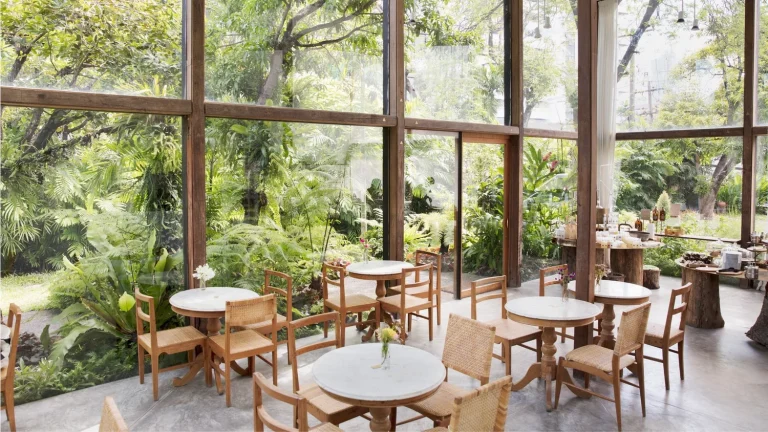 Patom Organic Living cafe in a garden setting in Thonglor Bangkok