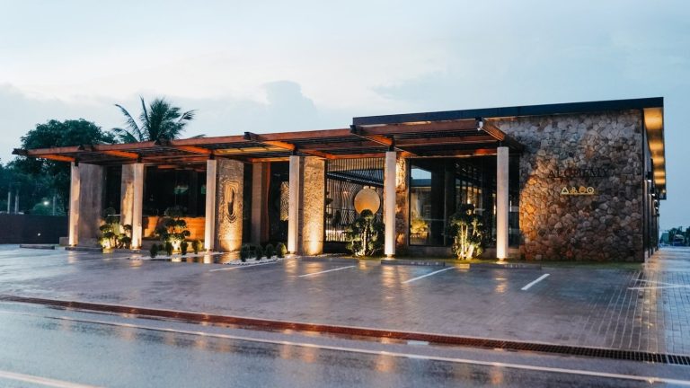 SUAY Alchemy Phuket dining room