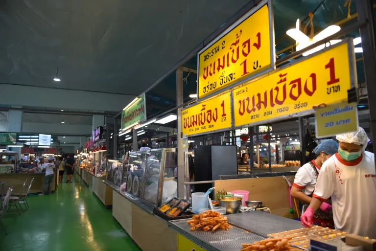 Talat Phlu market after renovation
