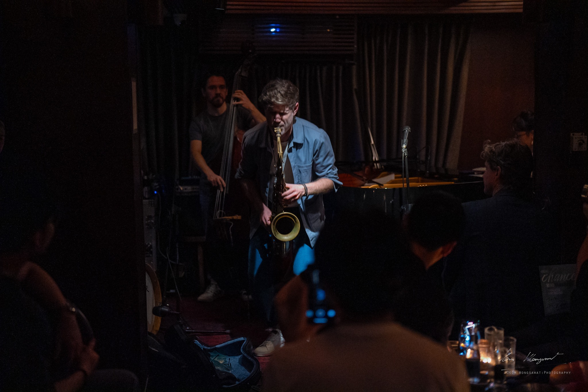 Live jazz atmosphere at Alonetogether Bangkok