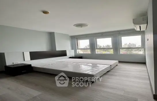 Condo listing image from the On Nut property market