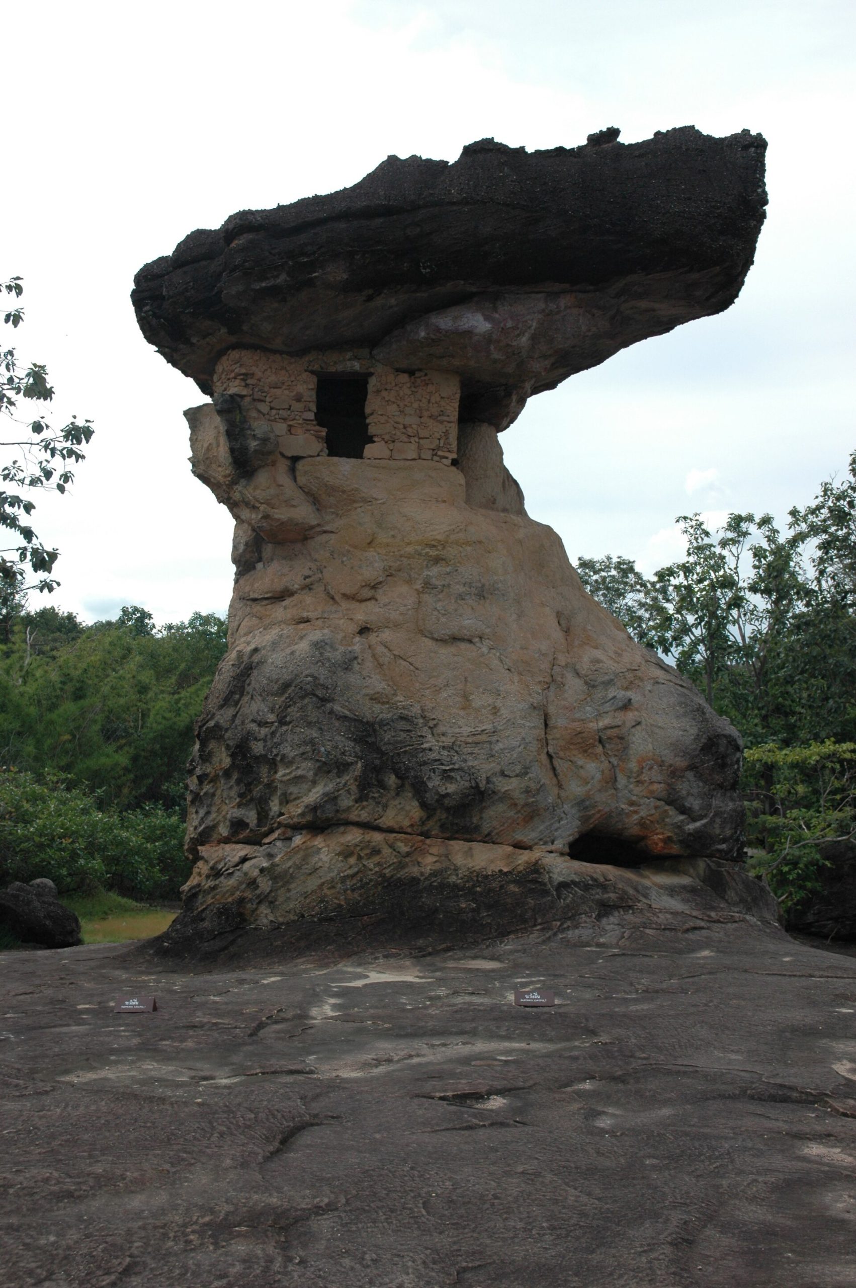 Ho Nang Usa rock formation at Phu Phra Bat Historical Park