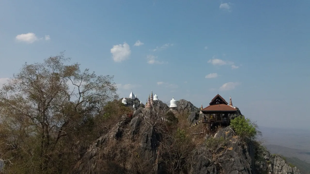 Mountain temple structures at Wat Phrabat Pu Pha Daeng Lampang