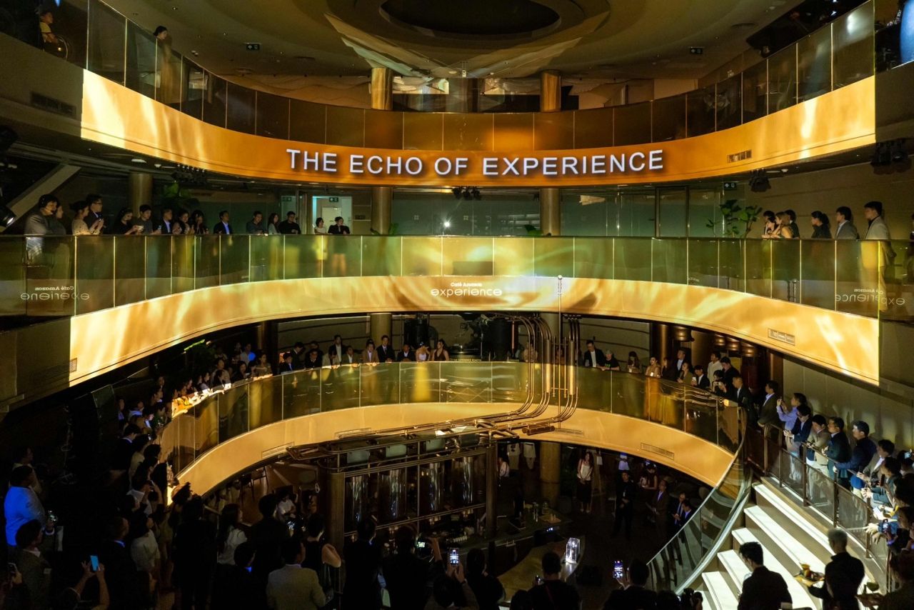 Multi-level atrium inside Café Amazon Experience Ari