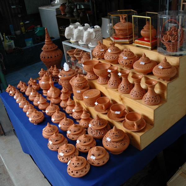 Traditional pottery for sale on Ko Kret
