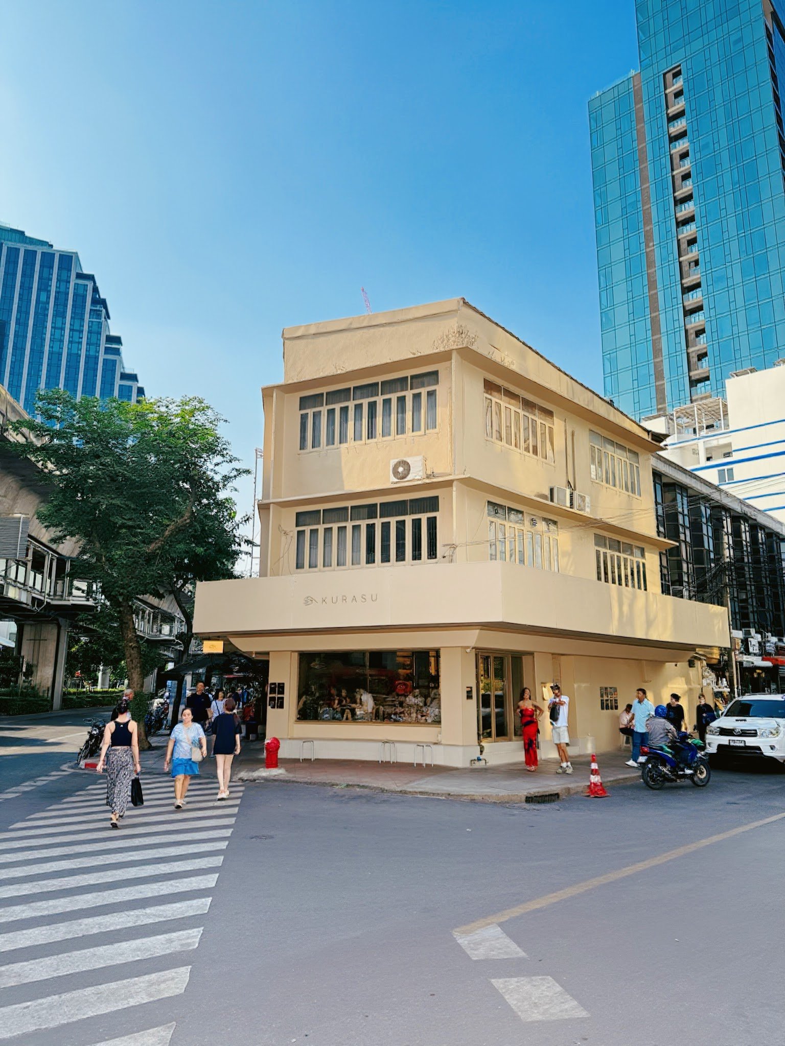 Exterior of Kurasu Thonglor at Sukhumvit 57 in Bangkok
