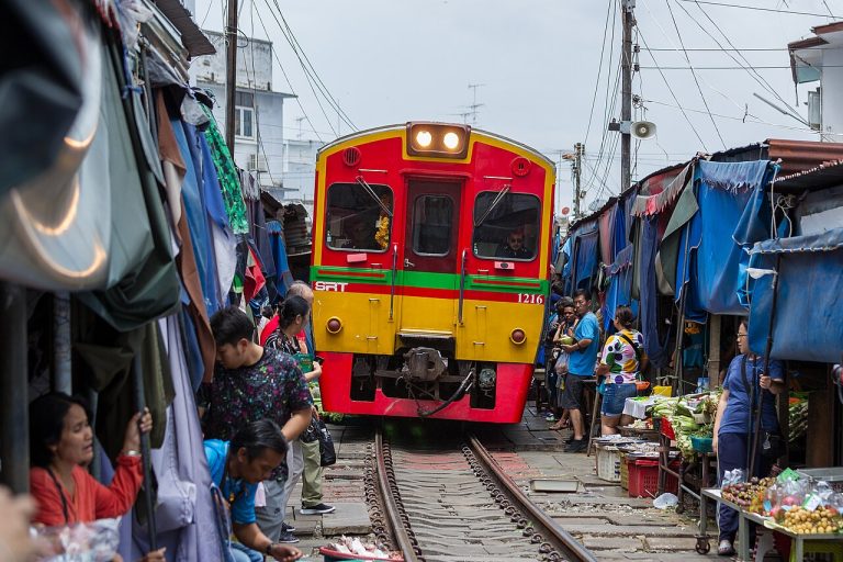 Maeklong Railway Market exact-subject image