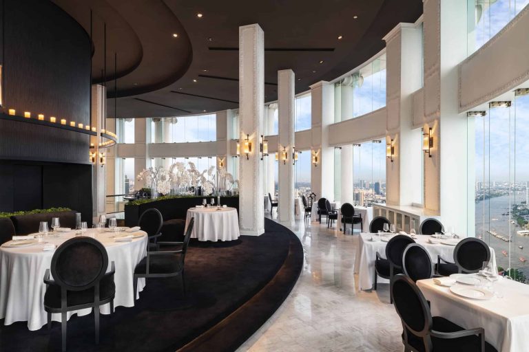 Mezzaluna Bangkok dining room on the 65th floor of lebua