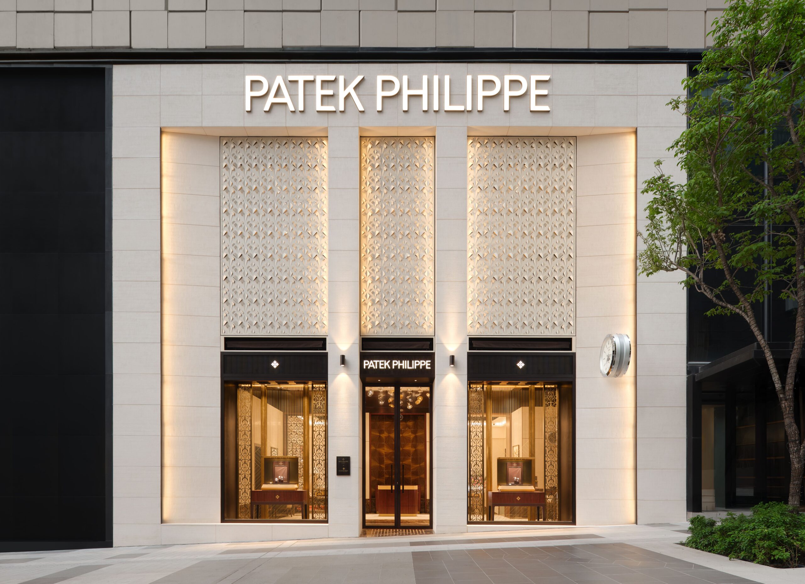 Facade of the Patek Philippe duplex boutique at One Bangkok