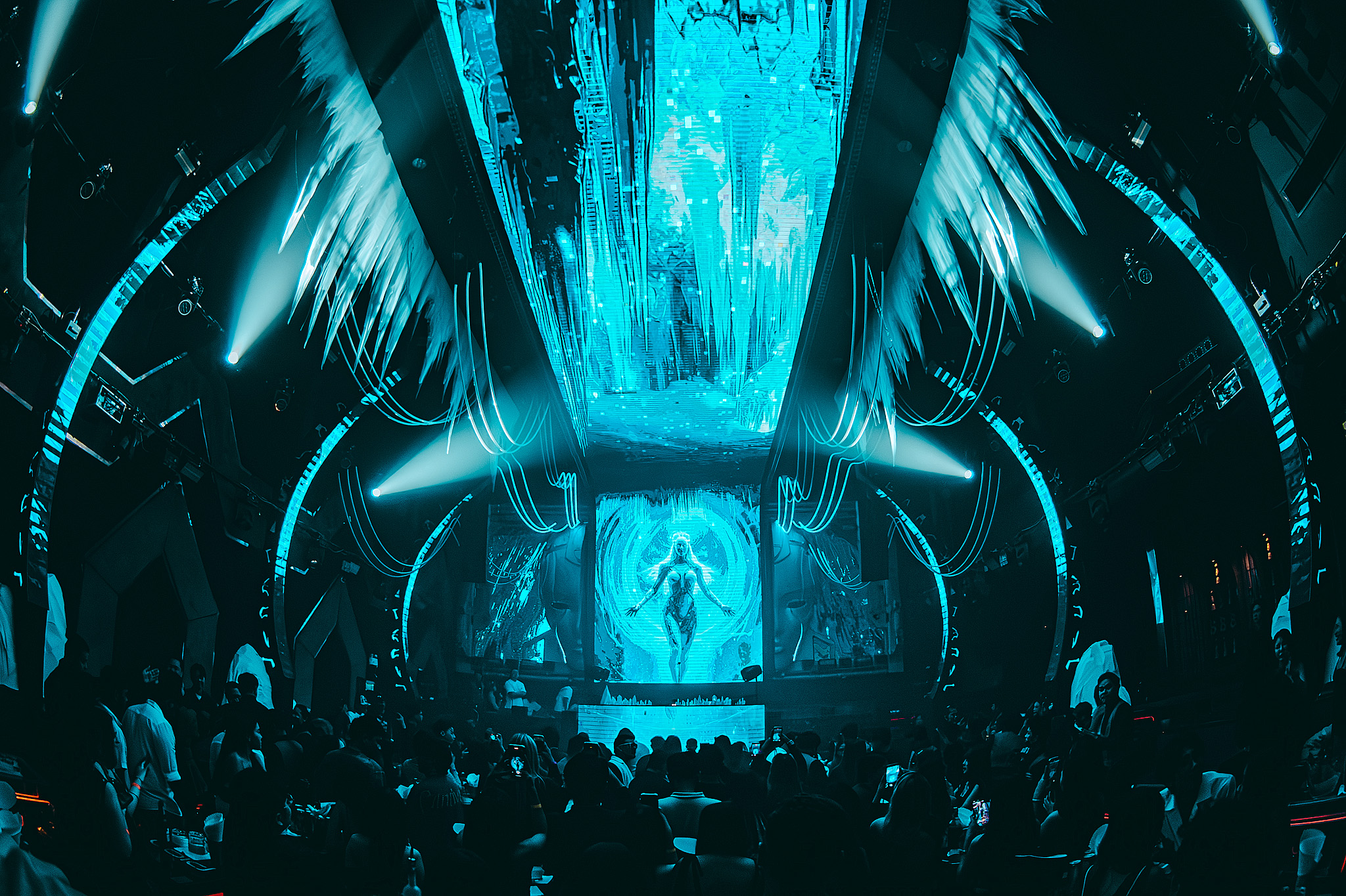 VOID Club Bangkok main stage and lighting