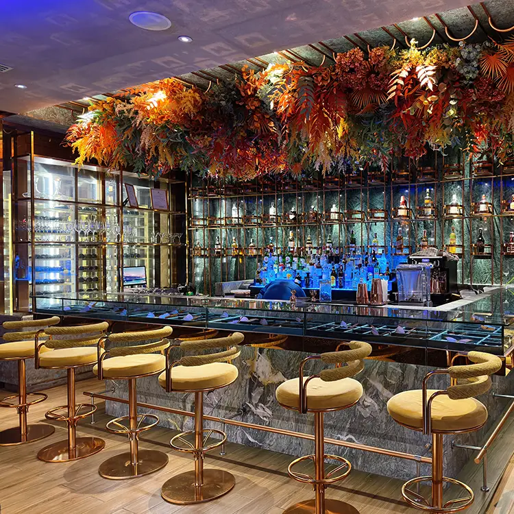 Dining room at Florae Bangkok in Valia Hotel