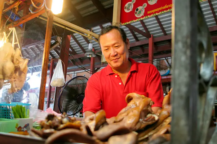 Traditional food sold at Nang Lueng Market