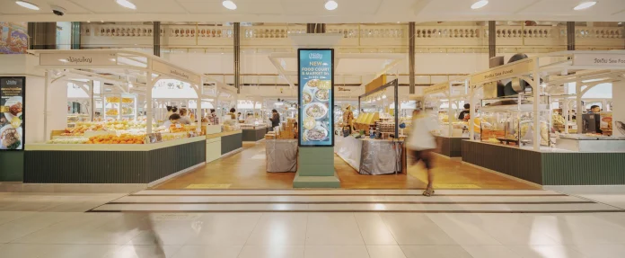 The Old Siam Plaza interior Wide interior view of The Old Siam Plaza Bangkok
