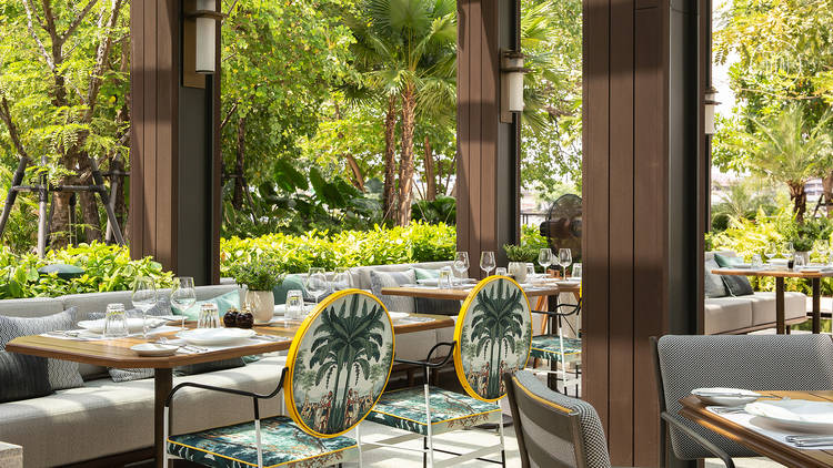 Palmier restaurant terrace beside the Chao Phraya River