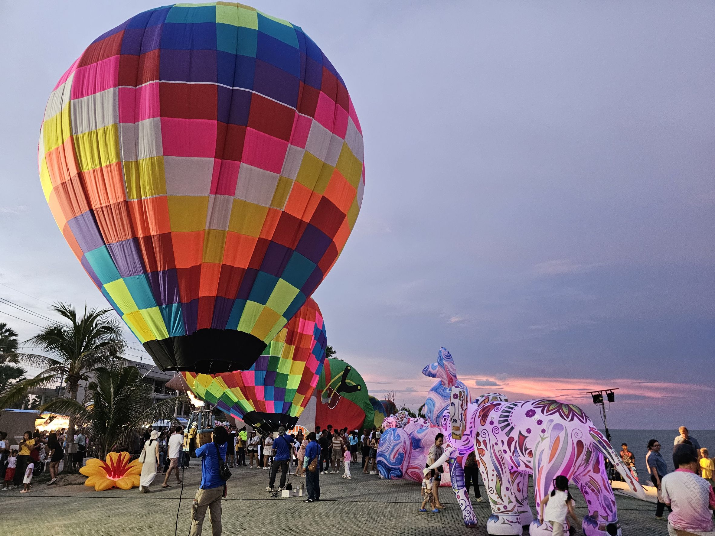 Colourful balloons at a previous Mini Balloon Festival in Pak Nam Pran