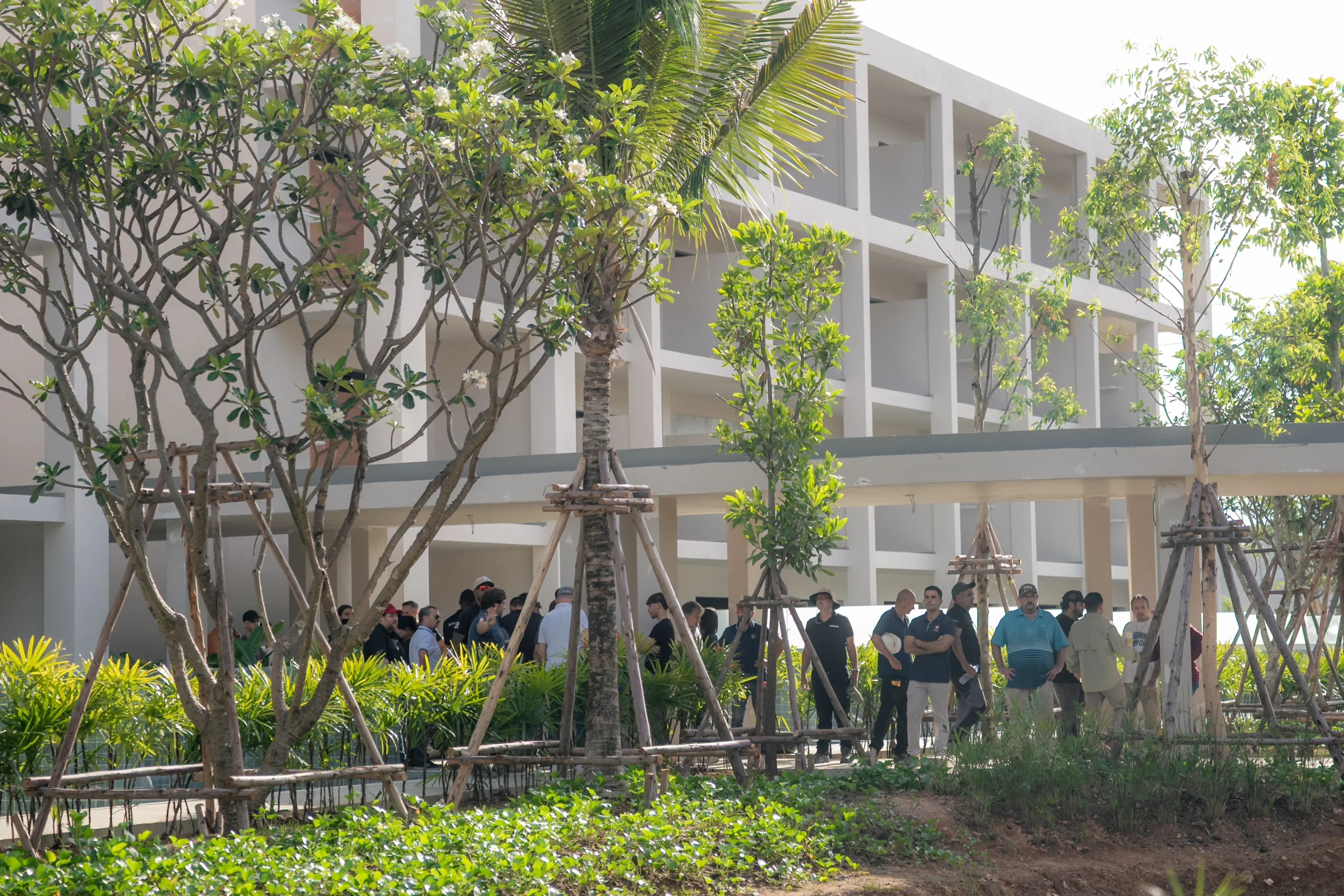 Final-stage work at Riu Palace Phuket