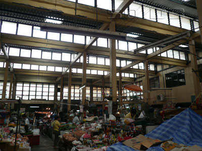 Fresh produce at Suan Phlu Market in Bangkok
