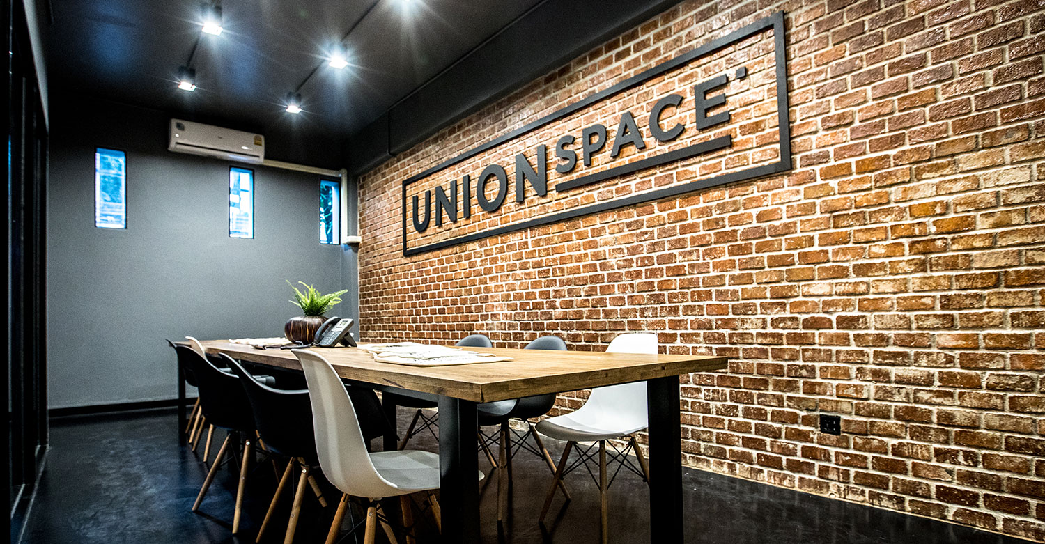 Coworking and office facilities at UnionSPACE Ekkamai