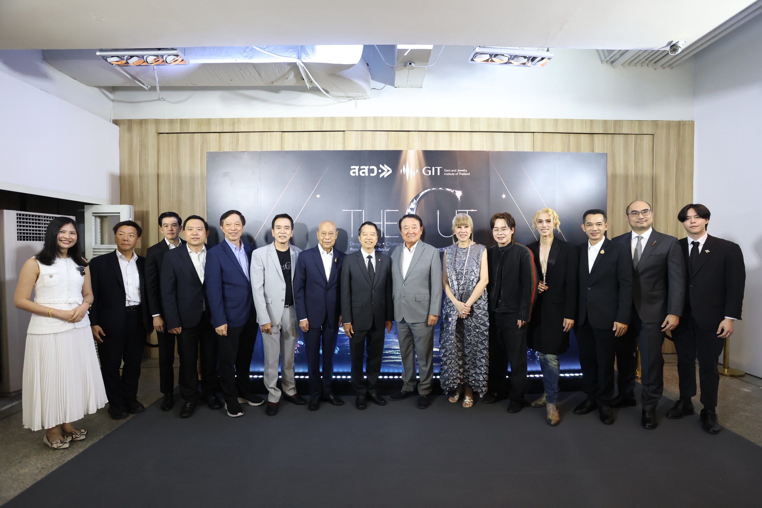 Participants in Thailand's jewellery design project