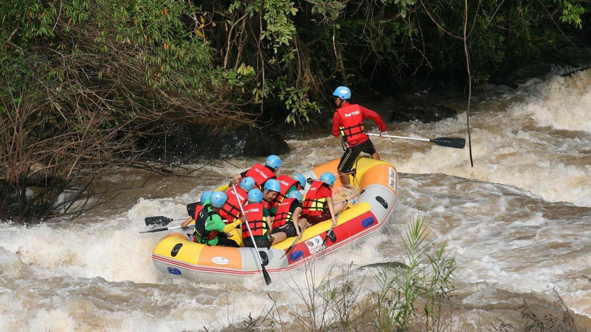 White-water rafting on the Khek River