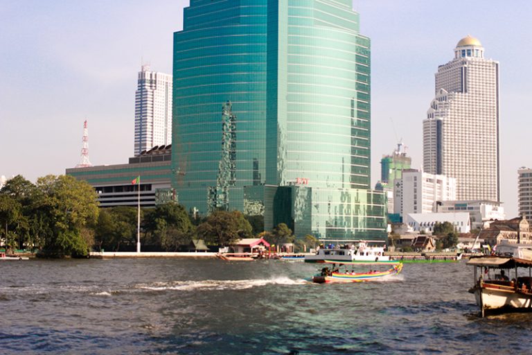 Khlong San Market in Bangkok