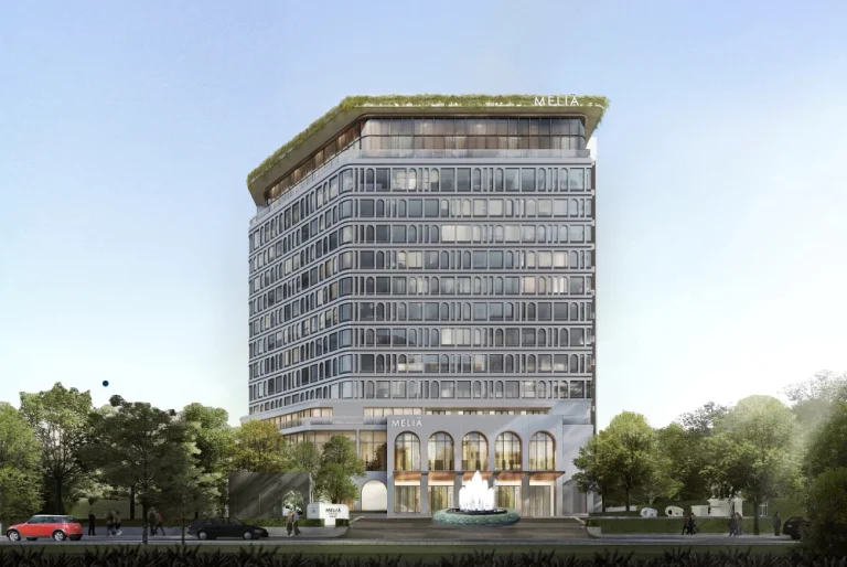 Melia Pattaya Hotel in central Pattaya