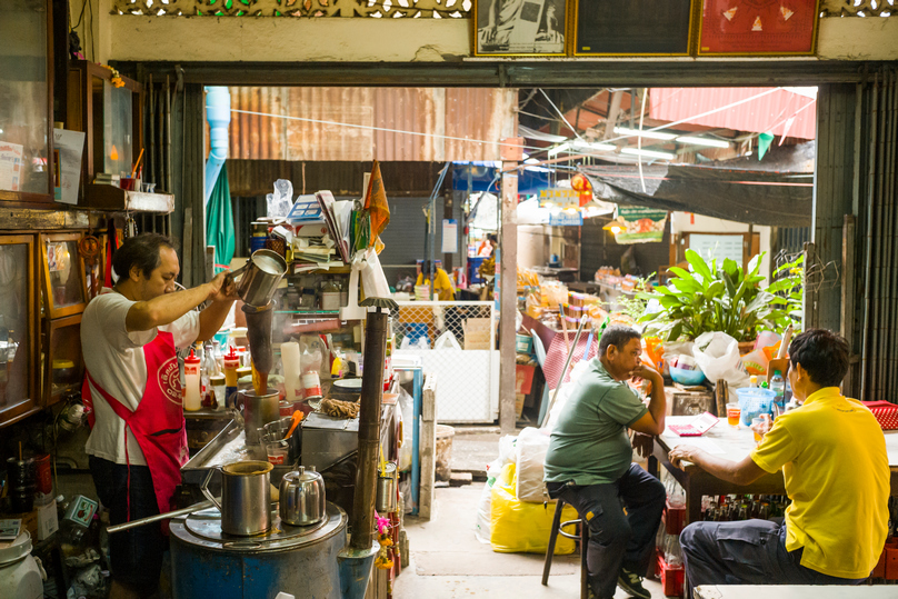 Traditional coffee stall inside San Chao Rong Thong Market