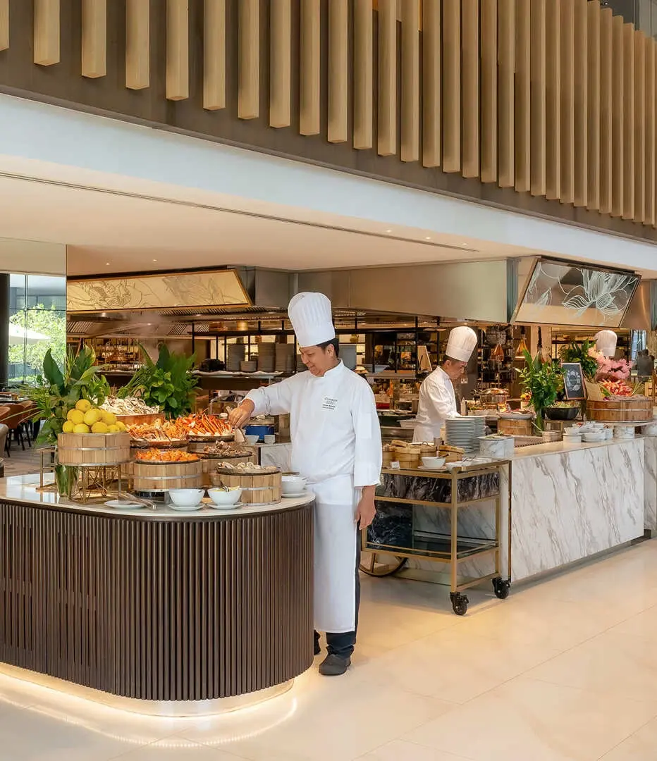 Chef at the Savio buffet line