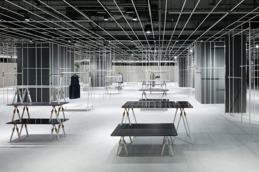Design-led interior at Siam Discovery Bangkok
