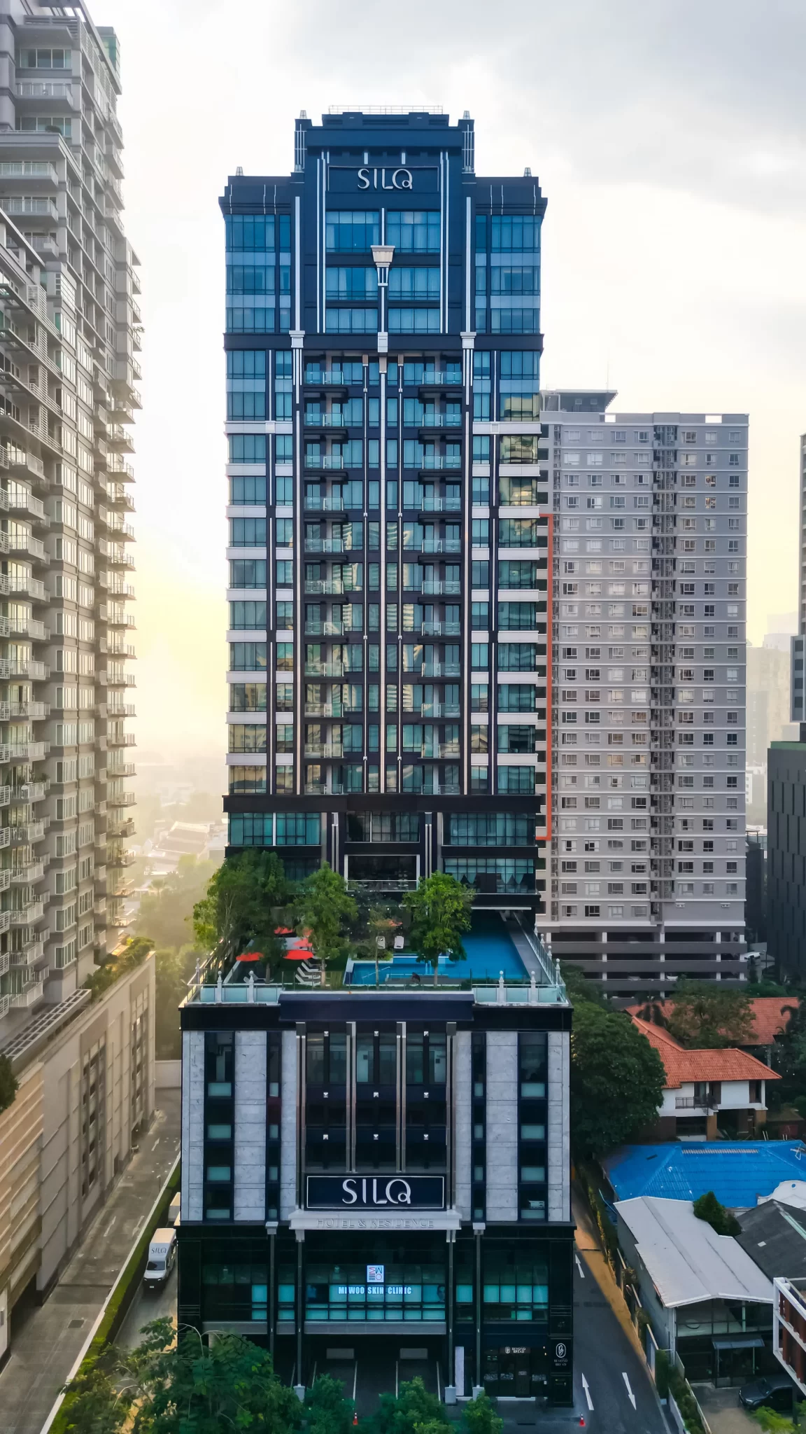 SILQ Hotel and Residence Bangkok exterior
