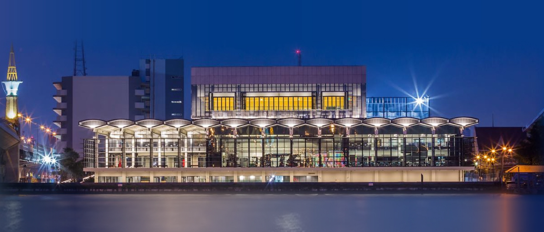 Bank of Thailand building at night
