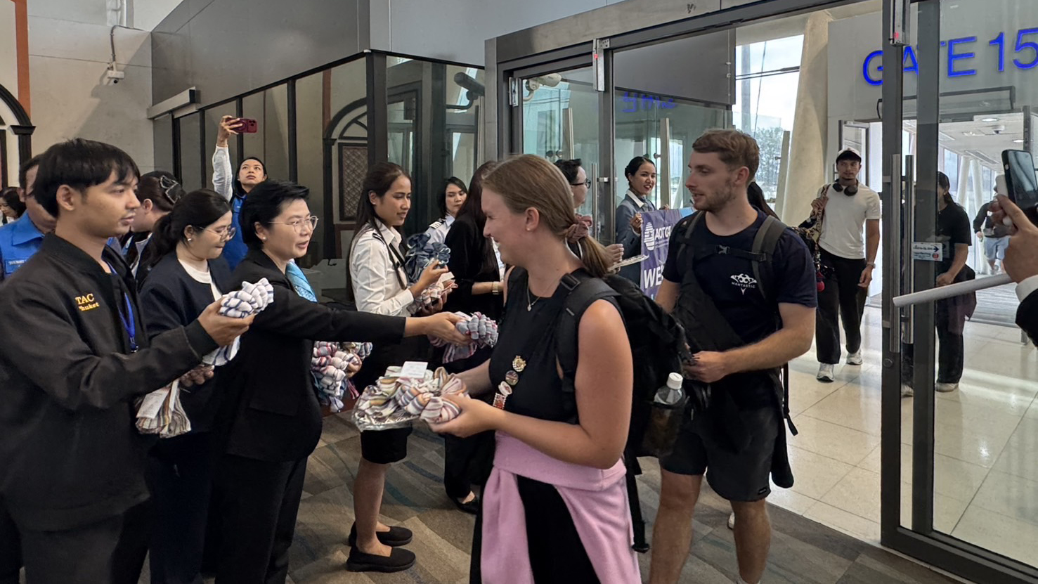Officials welcome the new TransNusa Bali-Phuket service