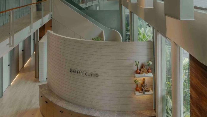 Bright reception area at Bodytune Bangkok