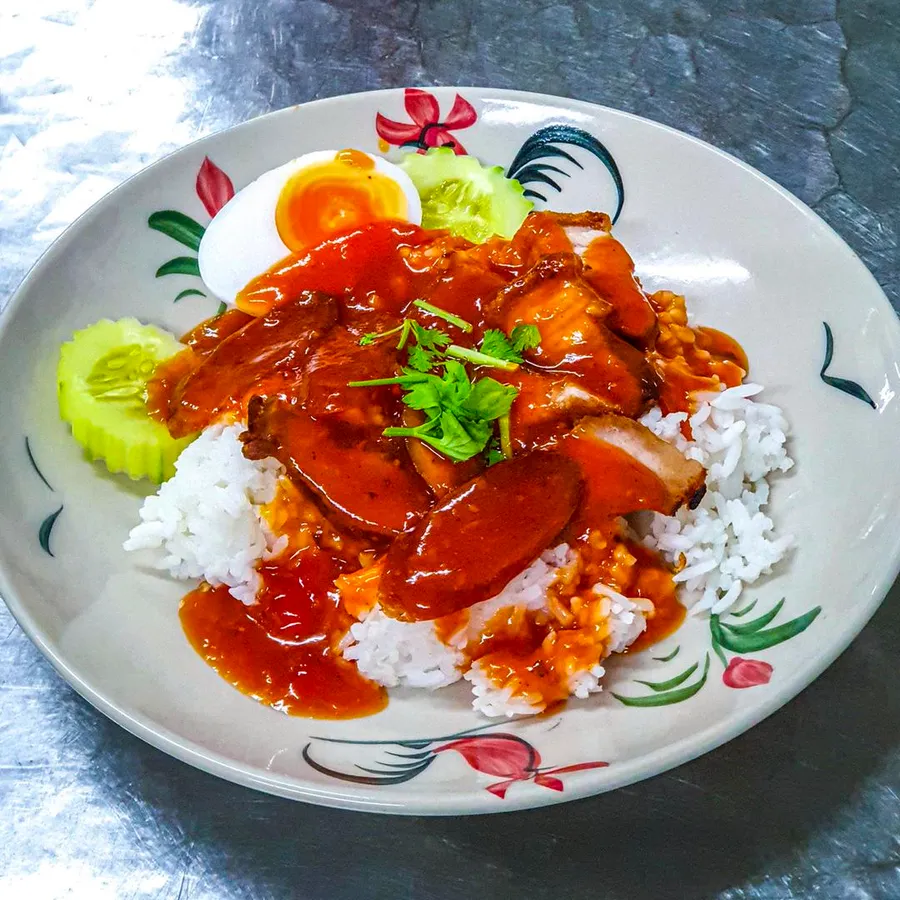 A second noodle dish at Bunloet Bangkok