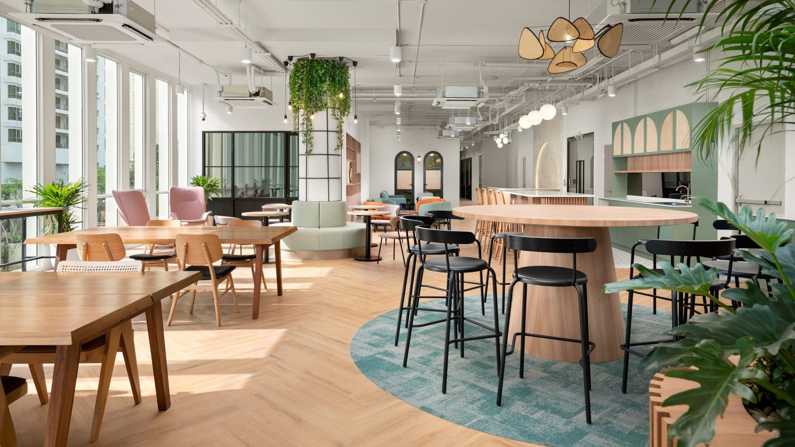 Tables and lounge seating at Common Ground Ploenchit