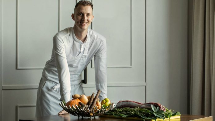 Fall in Flavours chef Chef presenting ingredients for Fall in Flavours at Côte