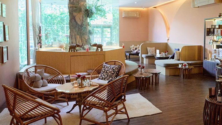 Warm treatment room at Divana Scentuara Spa Bangkok